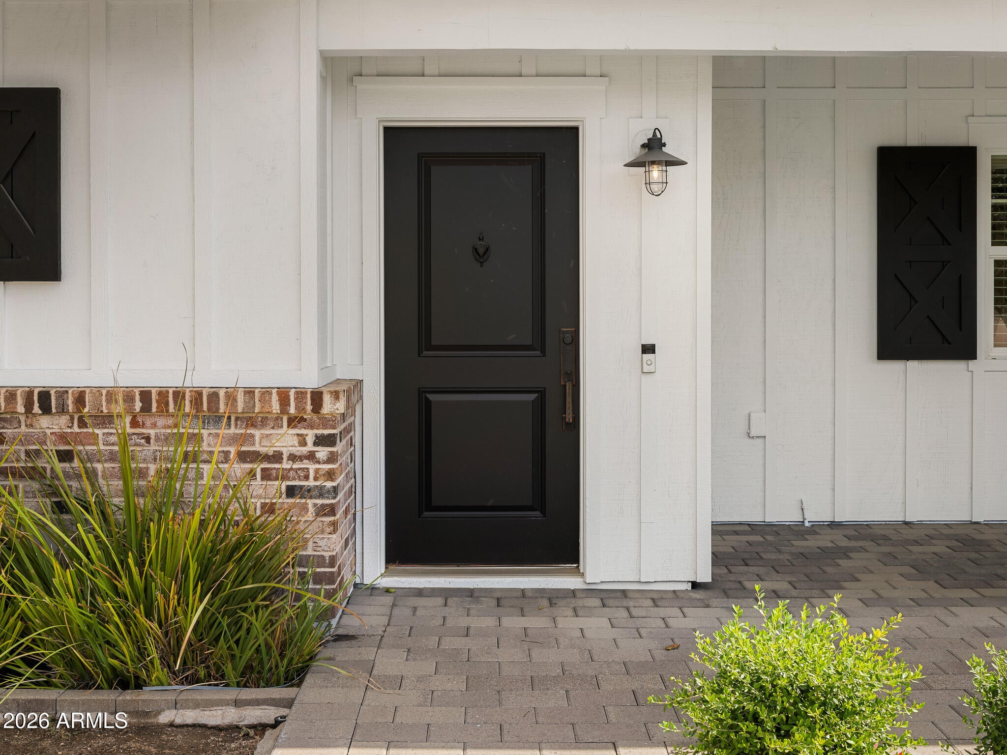 4618 E CALLE VENTURA --