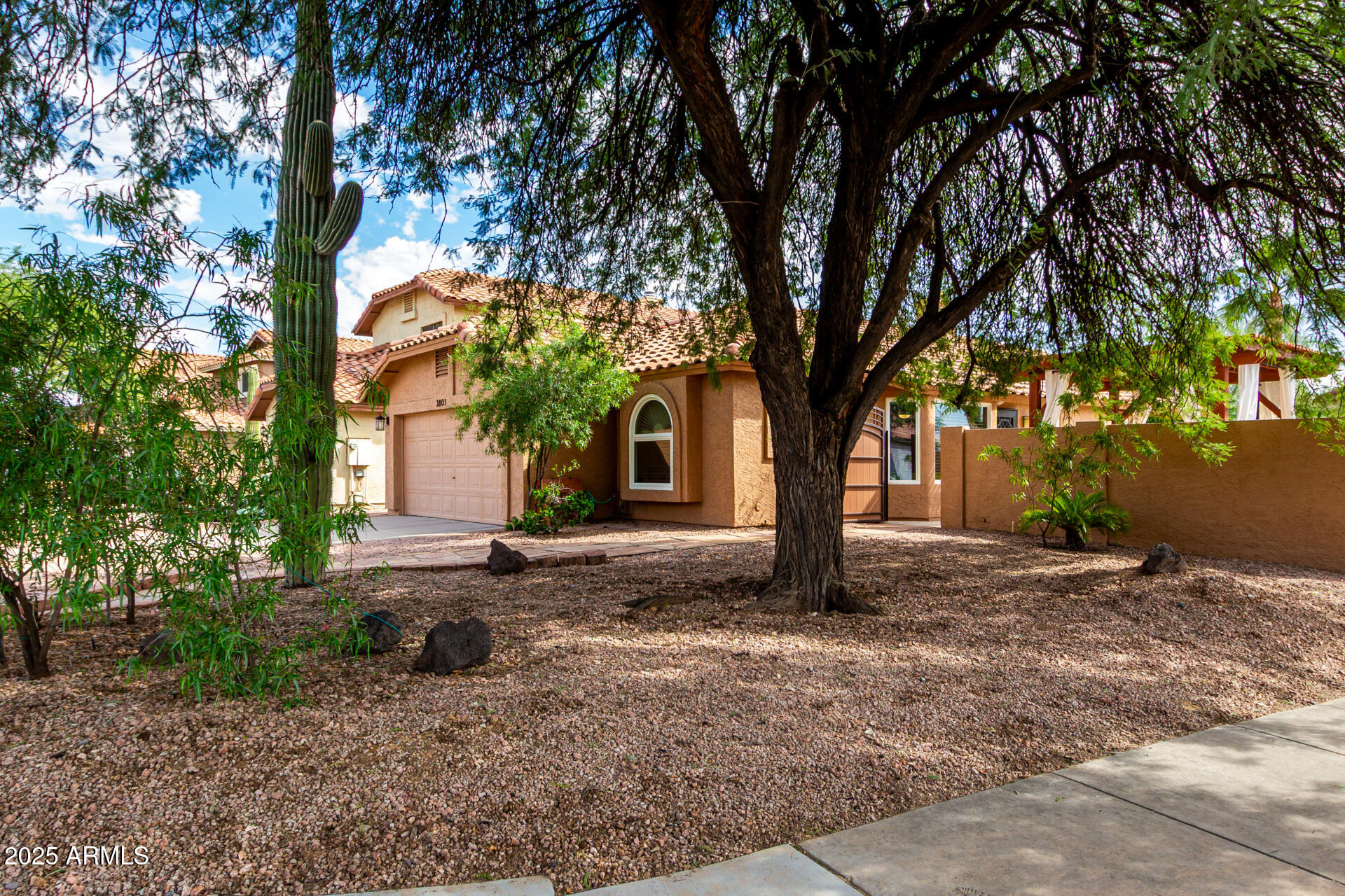 Homes for Sale in Queen Creek Arizona 1 3801 E Blue Flax Avenue