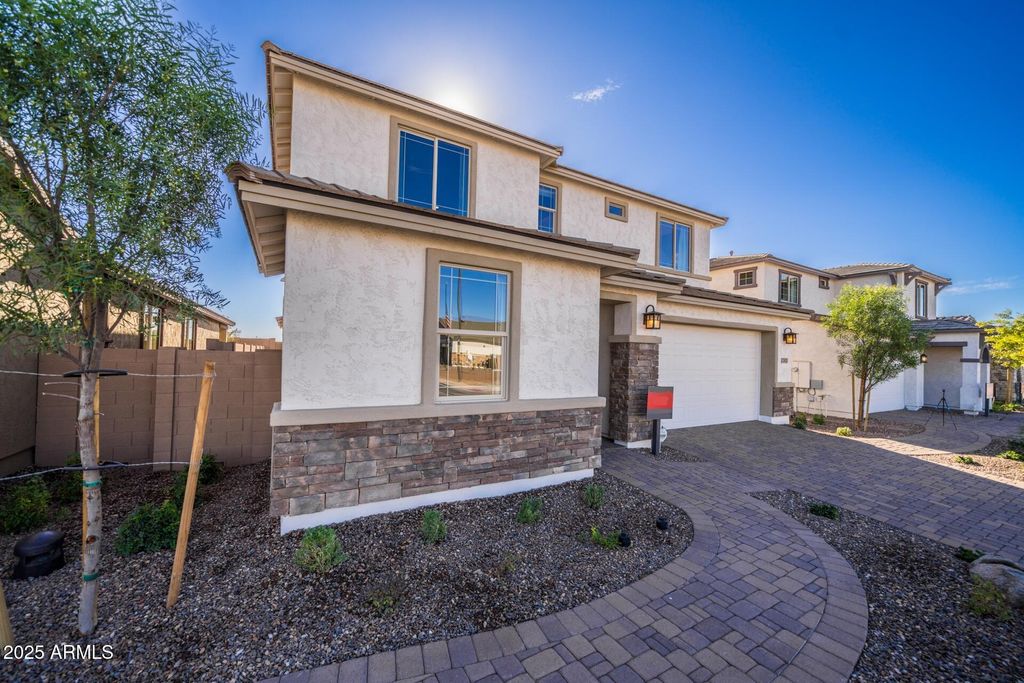 Photo of 7921 E Raleigh Avenue, Mesa, AZ 85212 (MLS # 6936193)