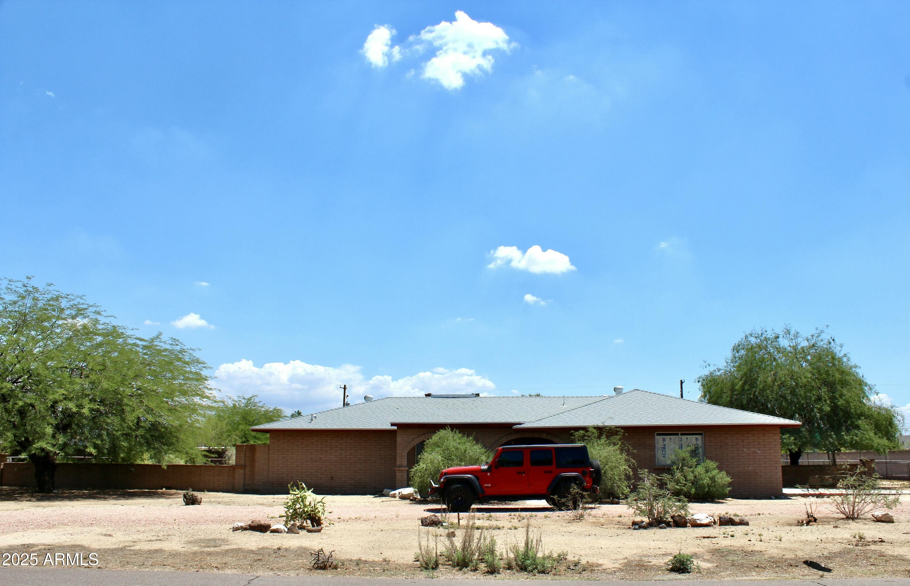 15621 N 37 Street 46