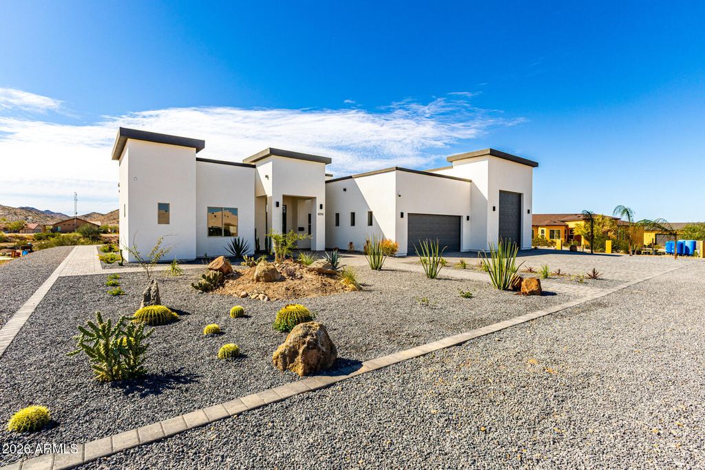 Photo of 8296 S 132nd Avenue, Goodyear, AZ 85338 (MLS # 6995338)