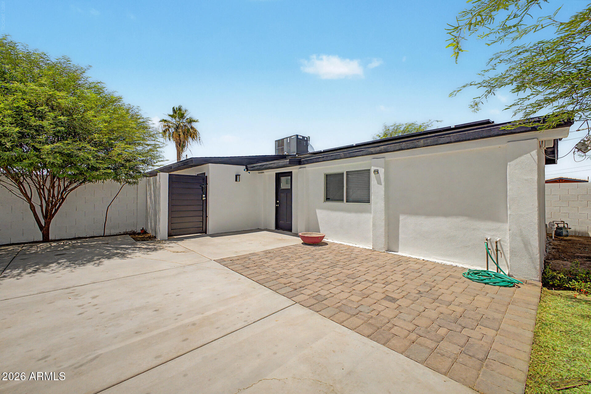 13805 N LUNA Street