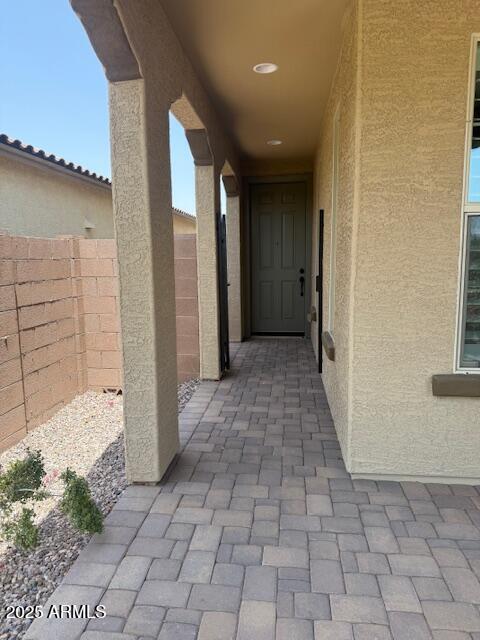 7926 W MEDLOCK Drive
