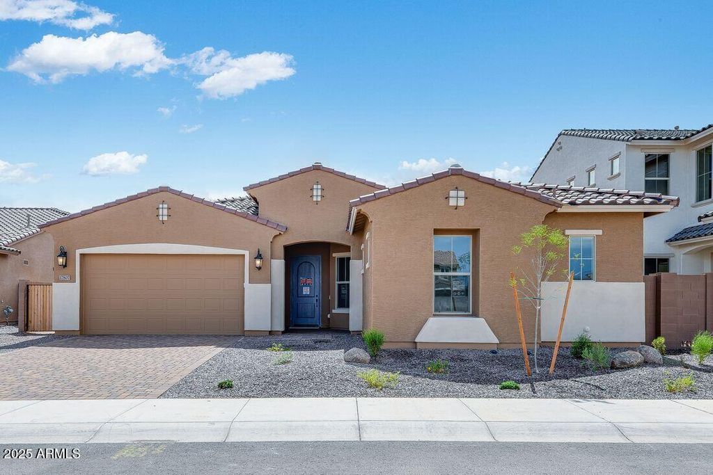 Photo of 17807 W Pasadena Avenue, Litchfield Park, AZ 85340 (MLS # 6868782)