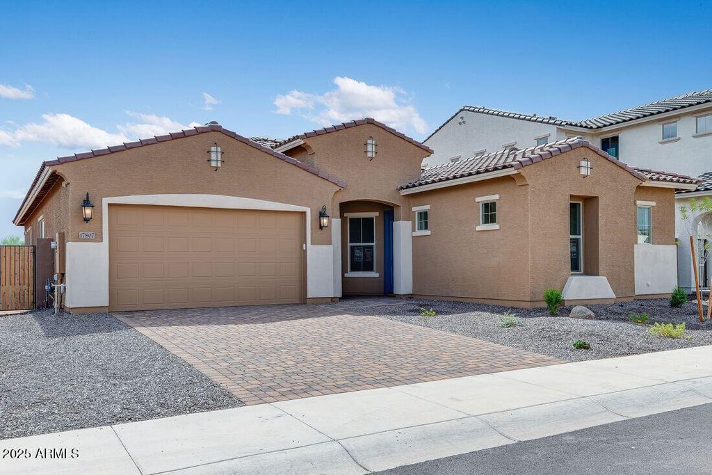 Photo of 17807 W Pasadena Avenue, Litchfield Park, AZ 85340 (MLS # 6868782)
