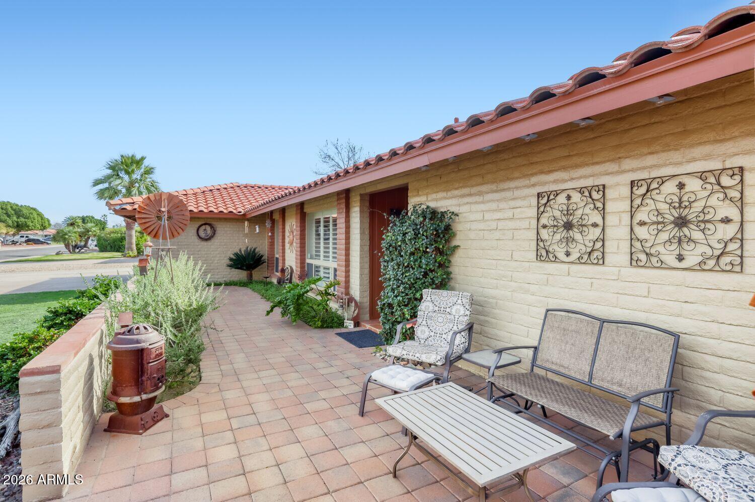 315 E MARCONI Avenue