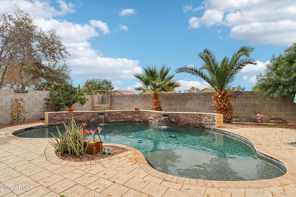 Photo of 1847 N Westfall Lane, Casa Grande, AZ 85122 (MLS # 6986638)