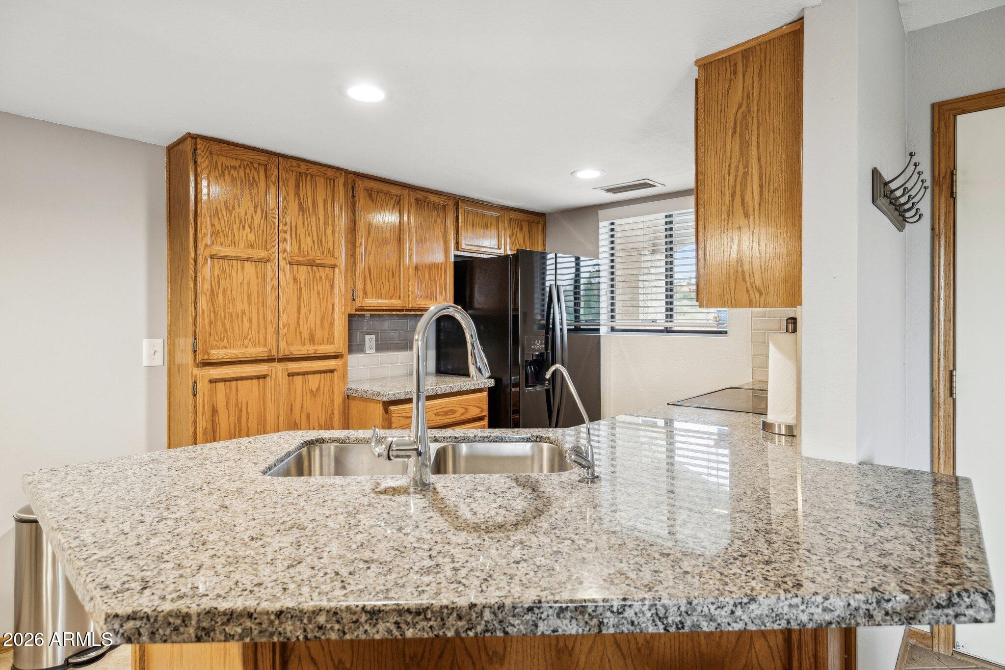 FOUNTAIN HILLS CONDOMINIUMS UNIT 101-106 201-206 - Residential