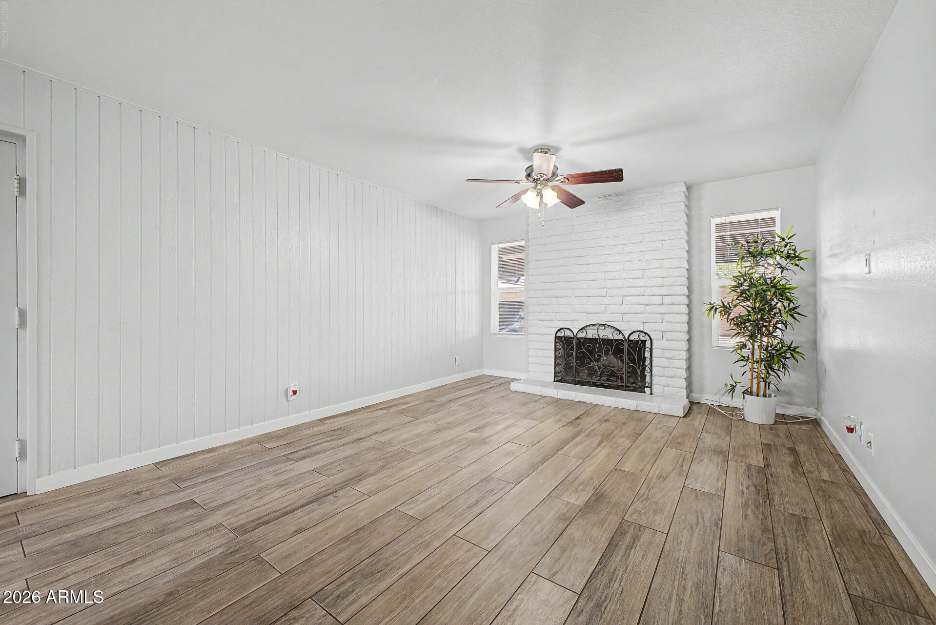 2015 E SOUTHERN Avenue 12