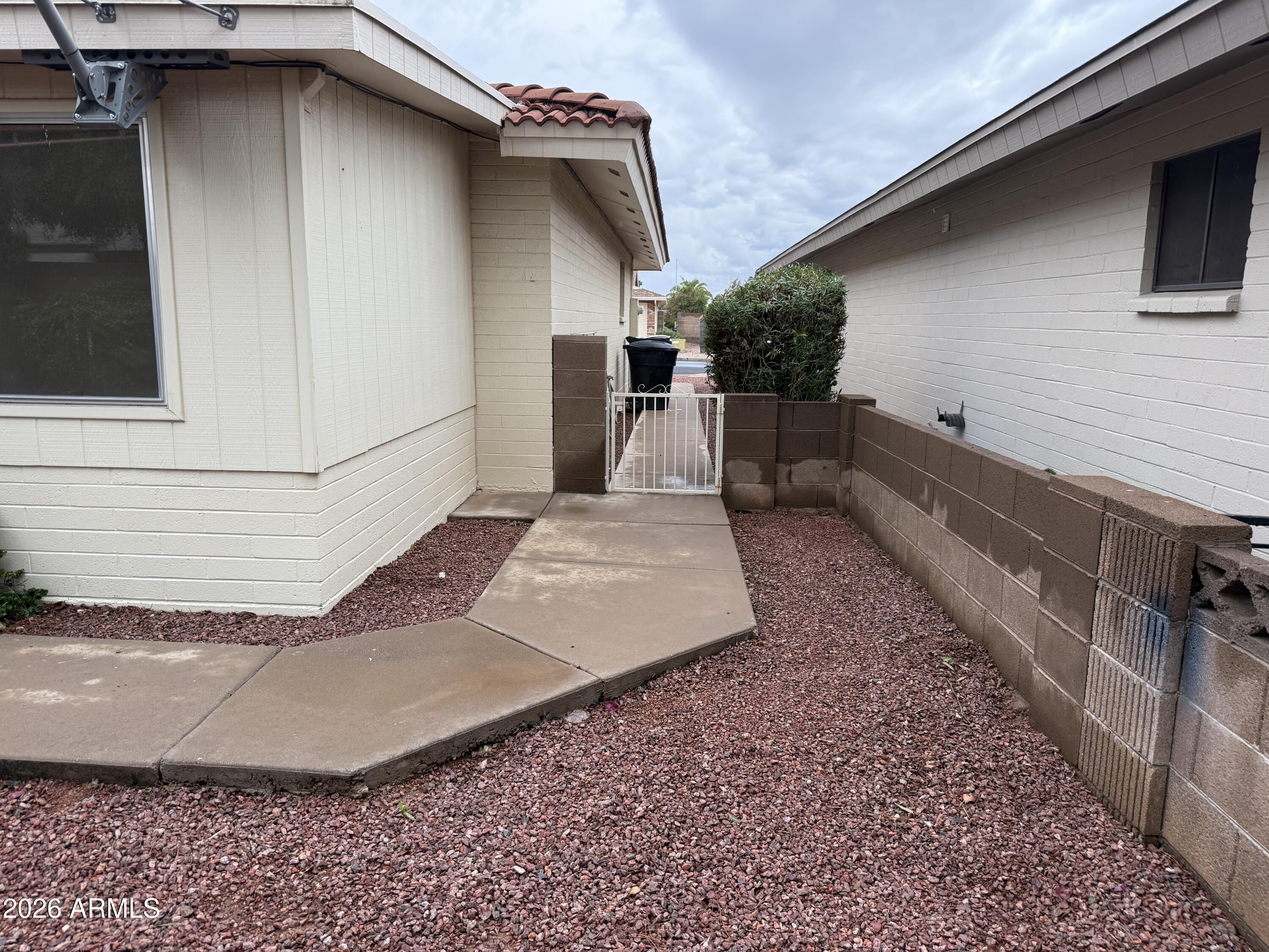 7822 E Lindner Avenue