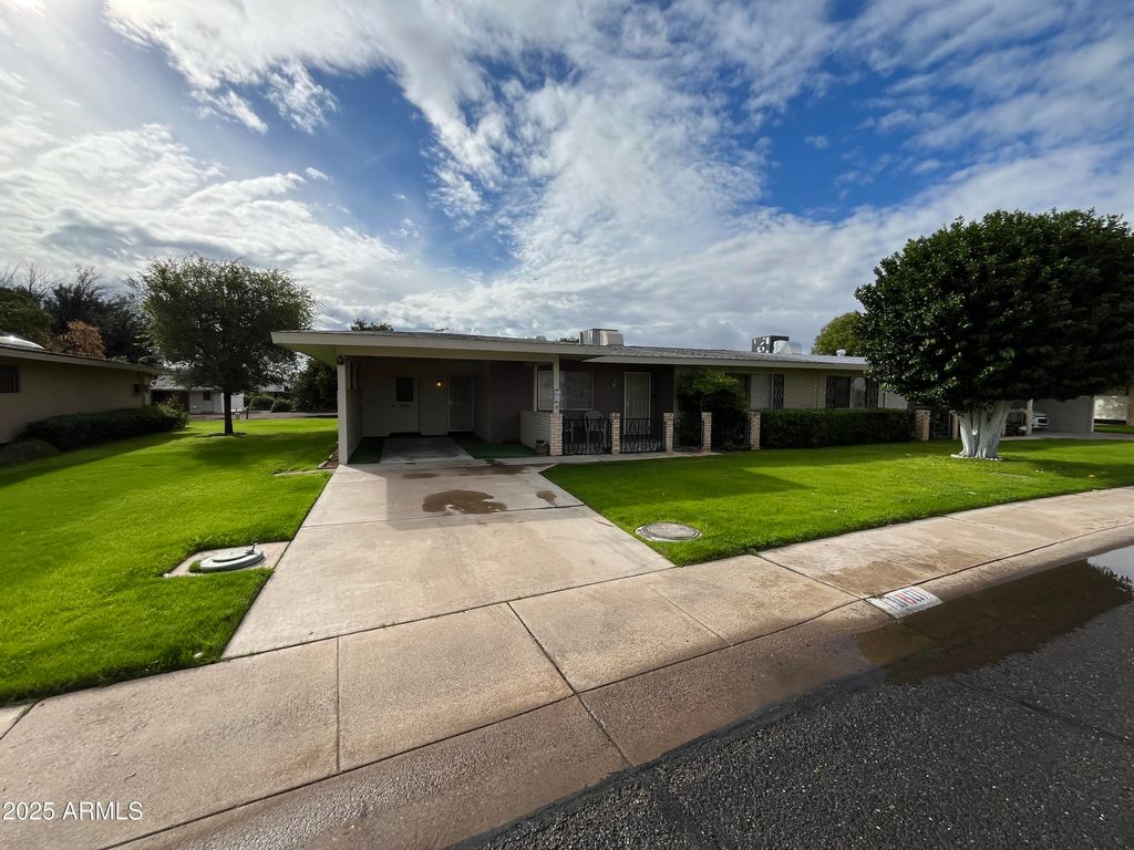 Photo of 10801 W Clair Drive, Sun City, AZ 85351 (MLS # 6958935)