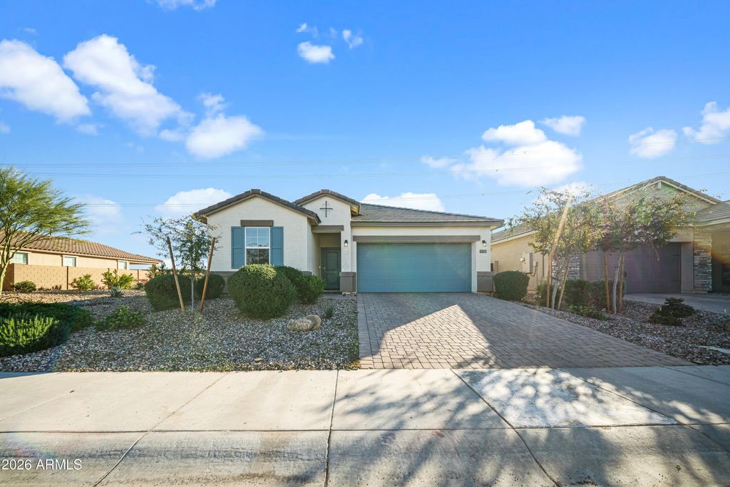 Photo of 12105 W Wier Avenue, Avondale, AZ 85323 (MLS # 6968876)