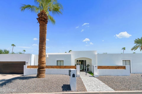 Photo of 6333 N Scottsdale Road #20, Scottsdale, AZ 85250 (MLS # 7072019)