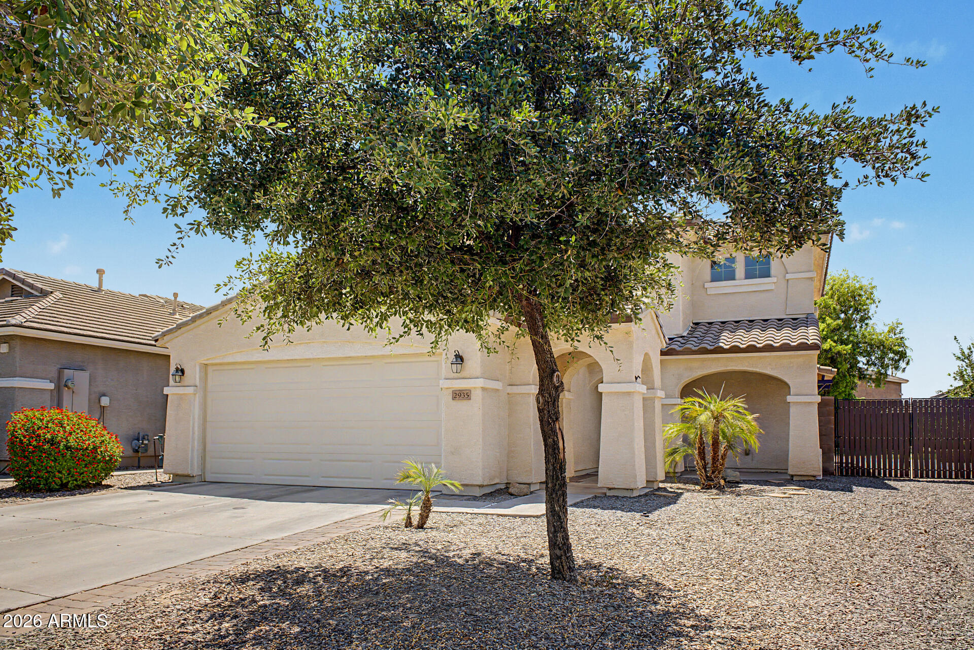 2935 E MEAD Drive