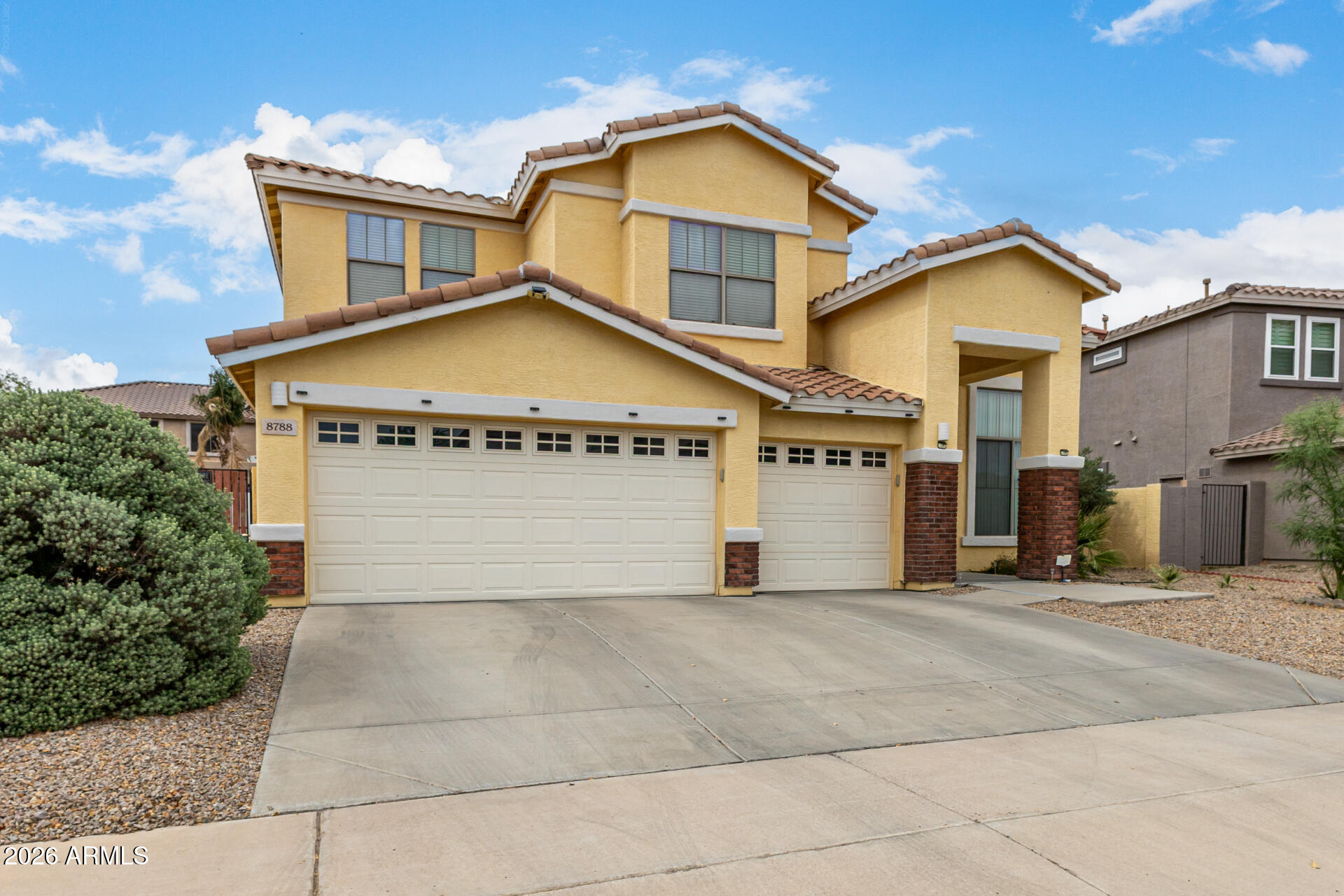 8788 W AUGUSTA Avenue