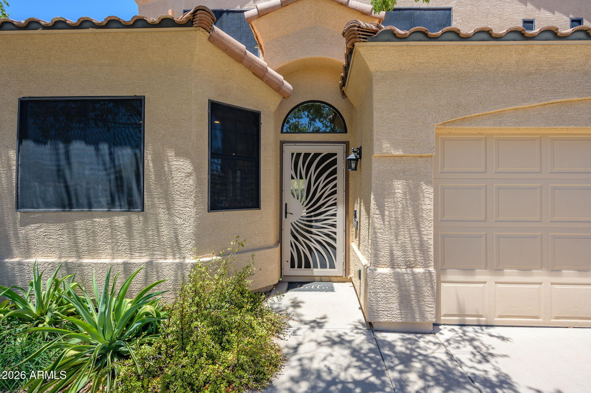 2126 W CAROL ANN Way