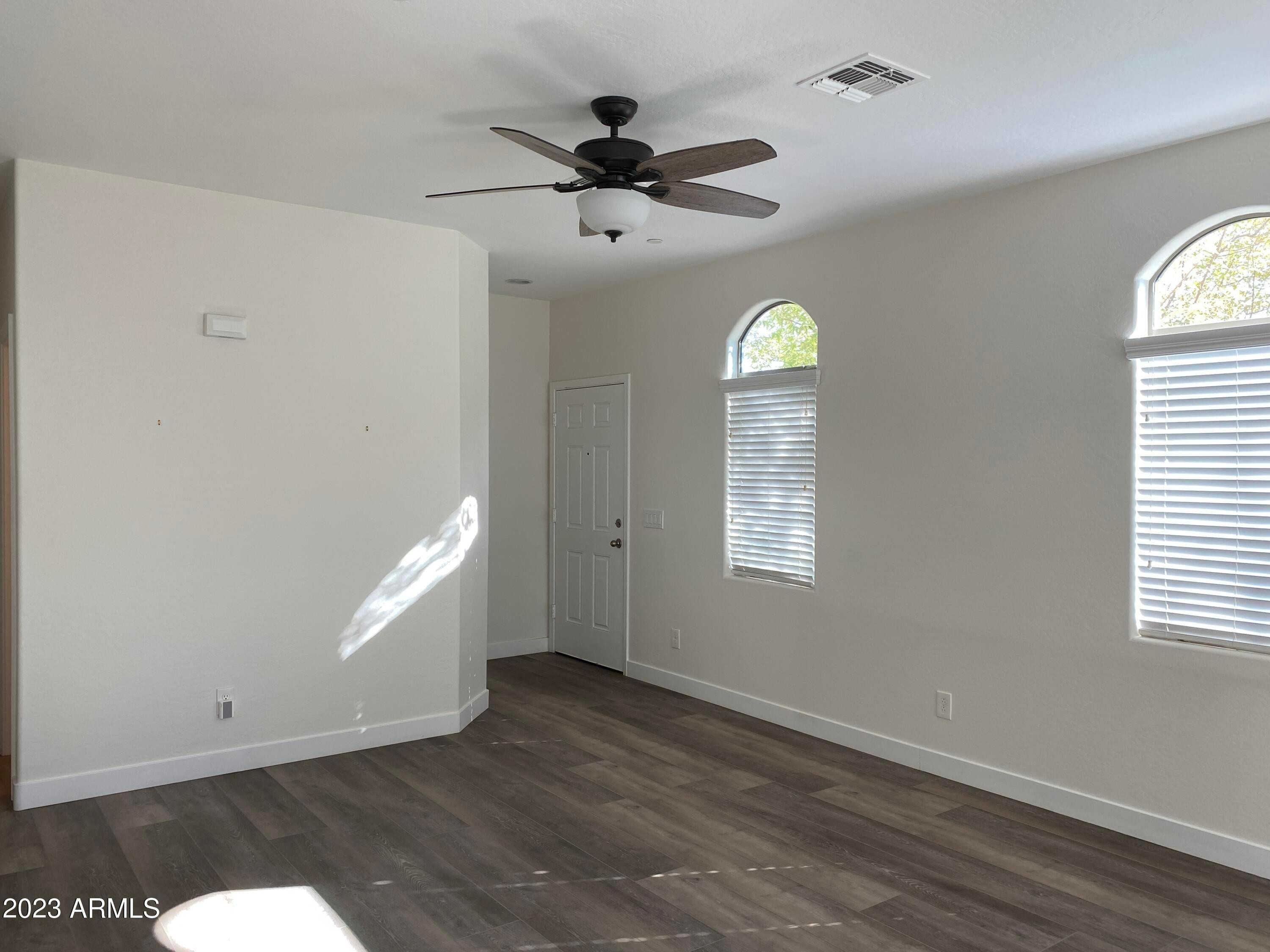 2725 E Mine Creek Road Unit 1125