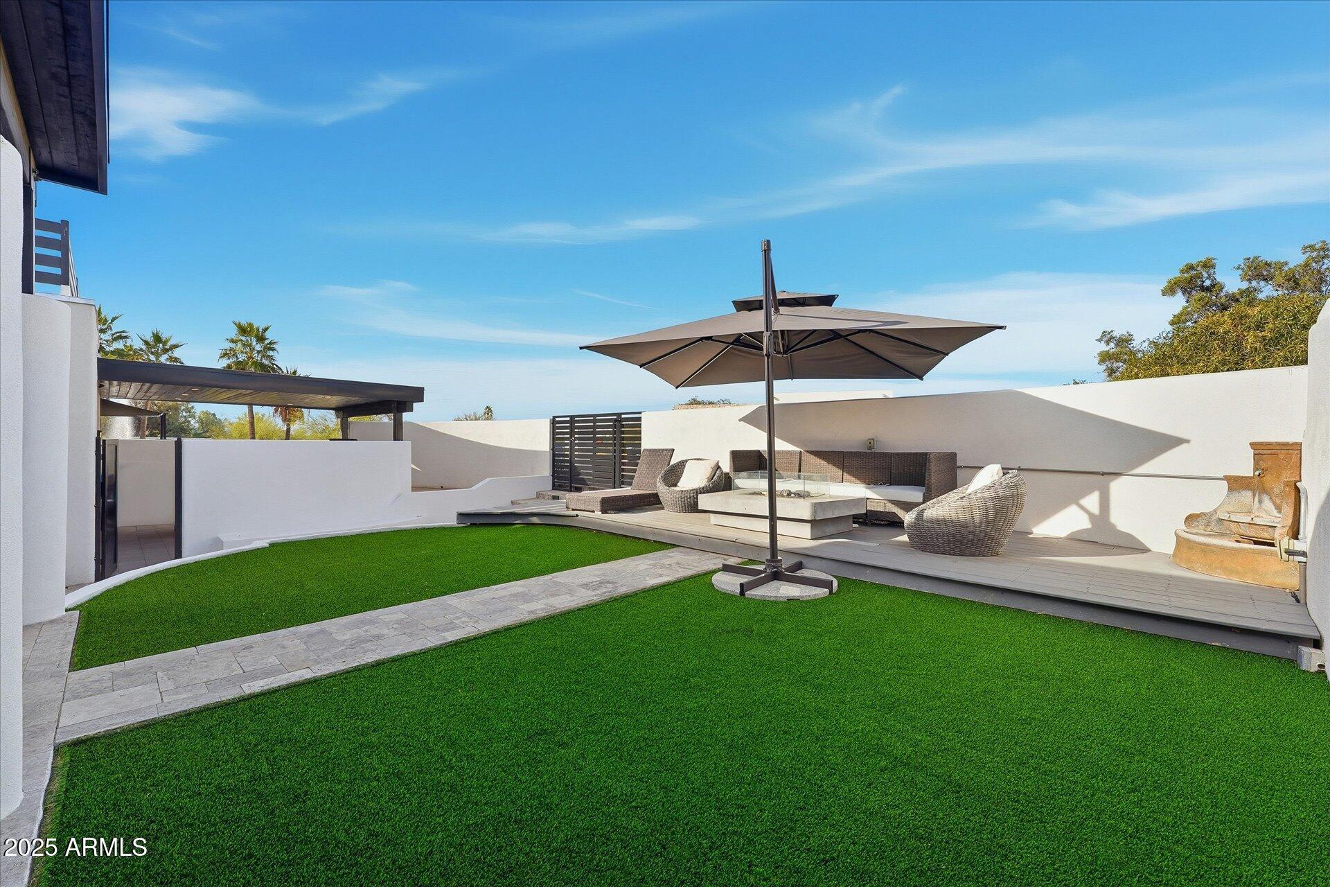 3112 E PALO VERDE Drive