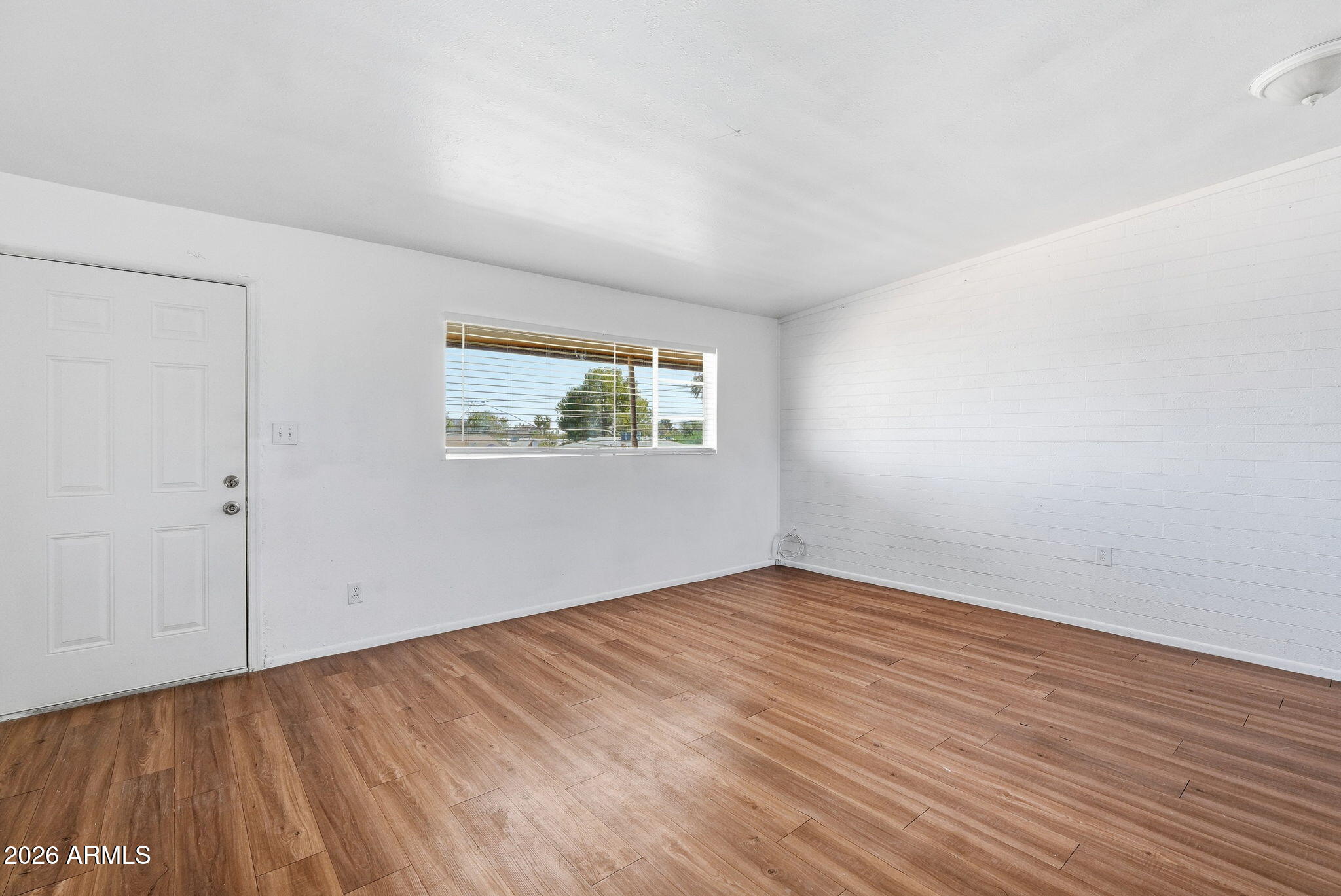 2150 W MISSOURI Avenue 213