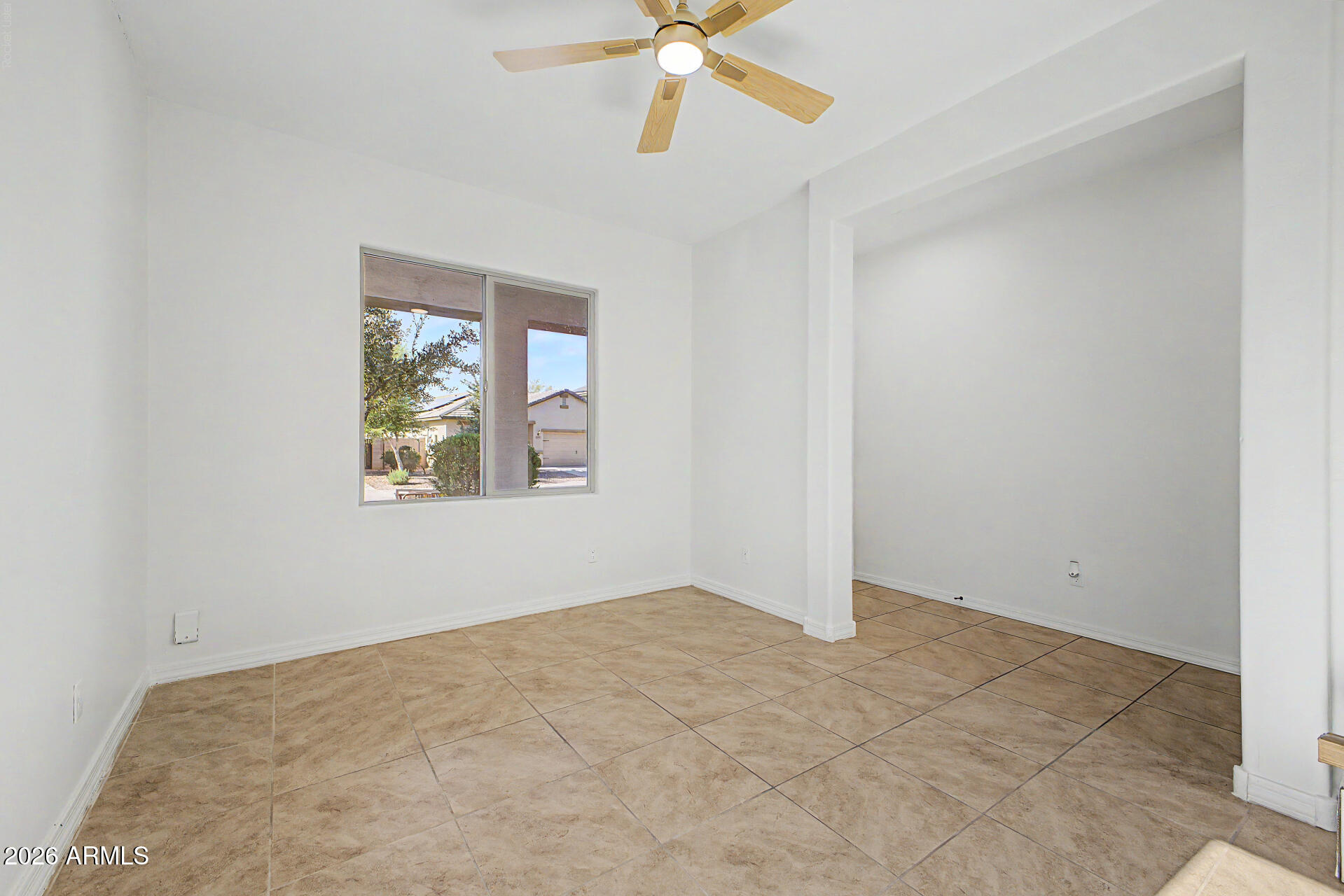 24433 W SHERATON Lane