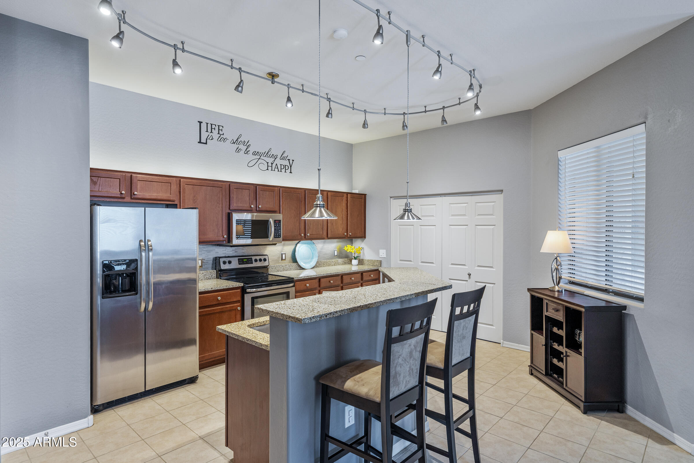 3330 S GILBERT Road 2013