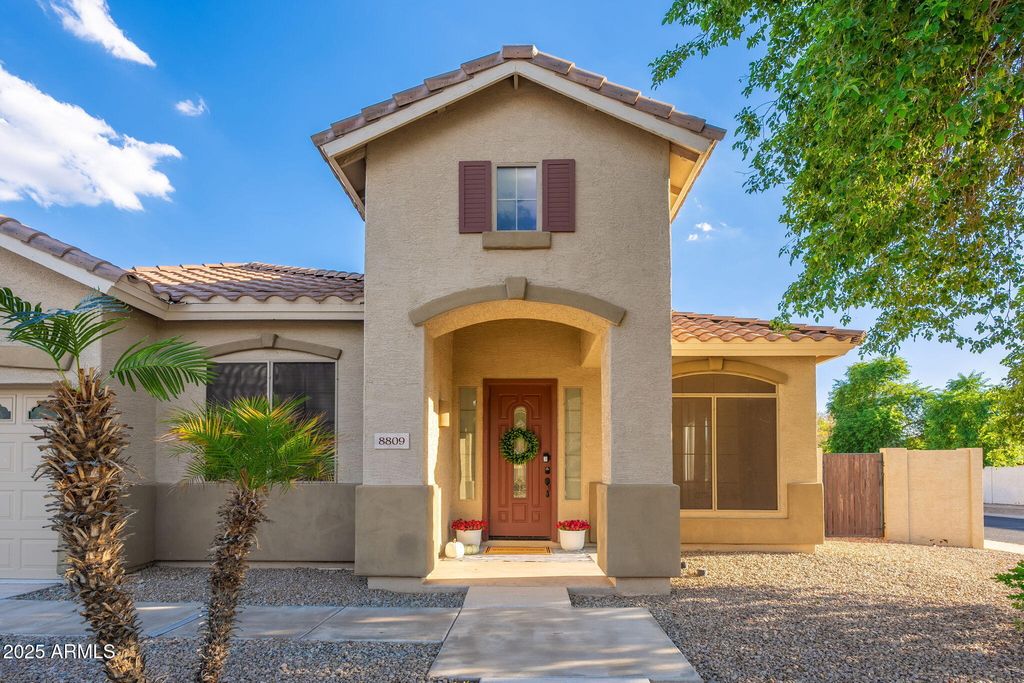 Photo of 8809 W Hayward Avenue, Glendale, AZ 85305 (MLS # 6922957)