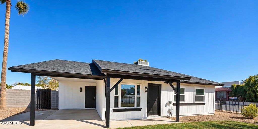 Photo of 4627 S Hanna Drive, Tempe, AZ 85282 (MLS # 7089723)