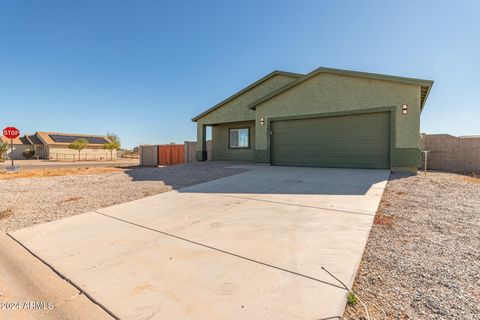 A home in Arizona City