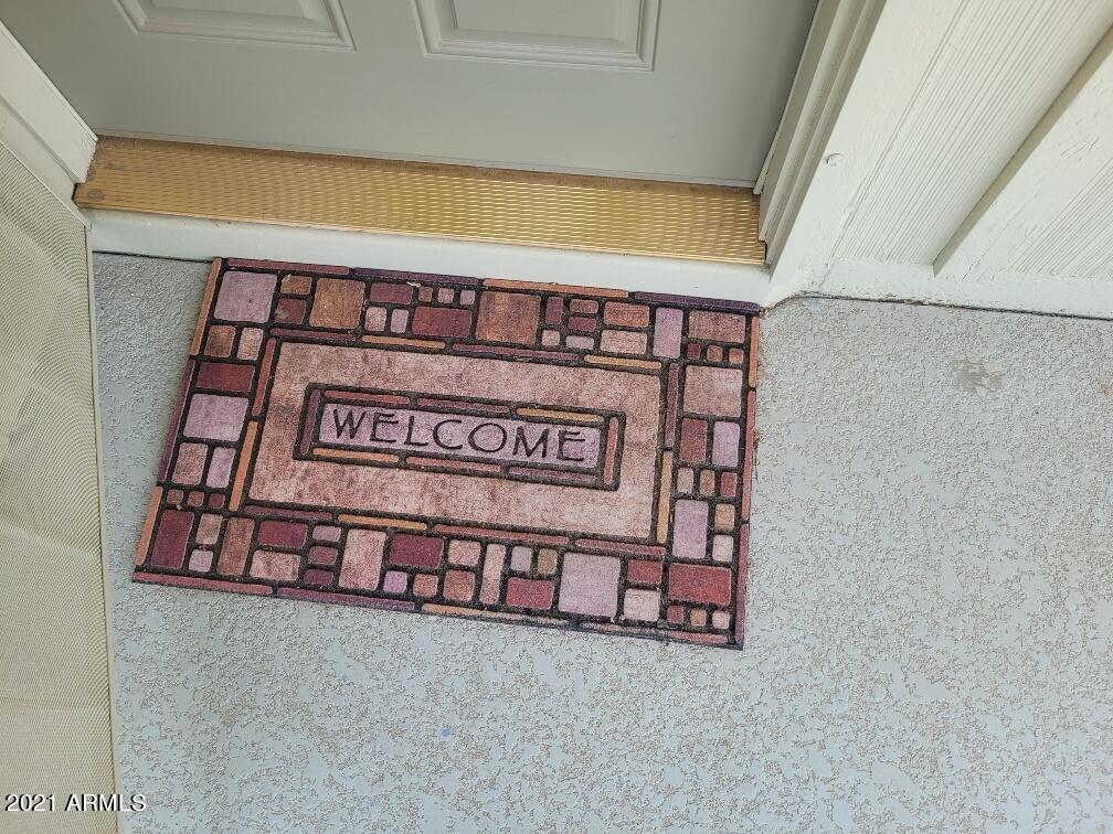 10129 W DESERT HILLS Drive