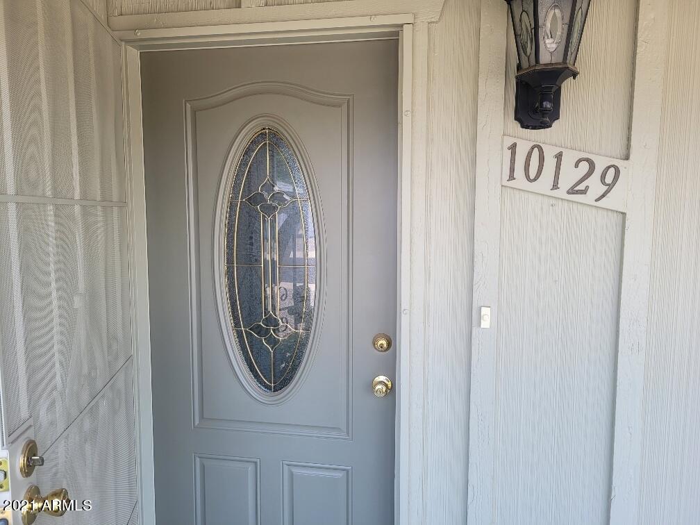 10129 W DESERT HILLS Drive