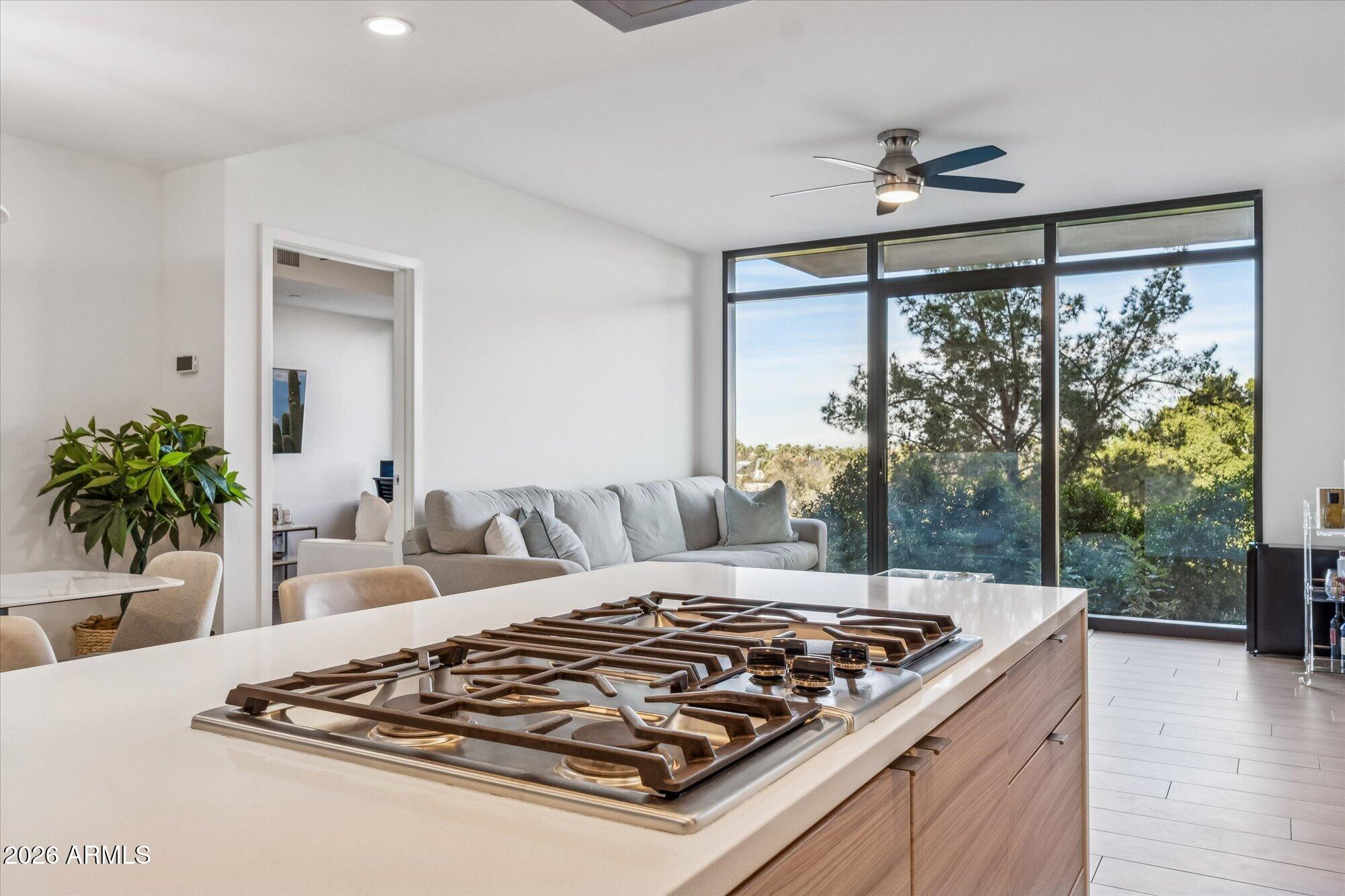 200 W PORTLAND Street 416