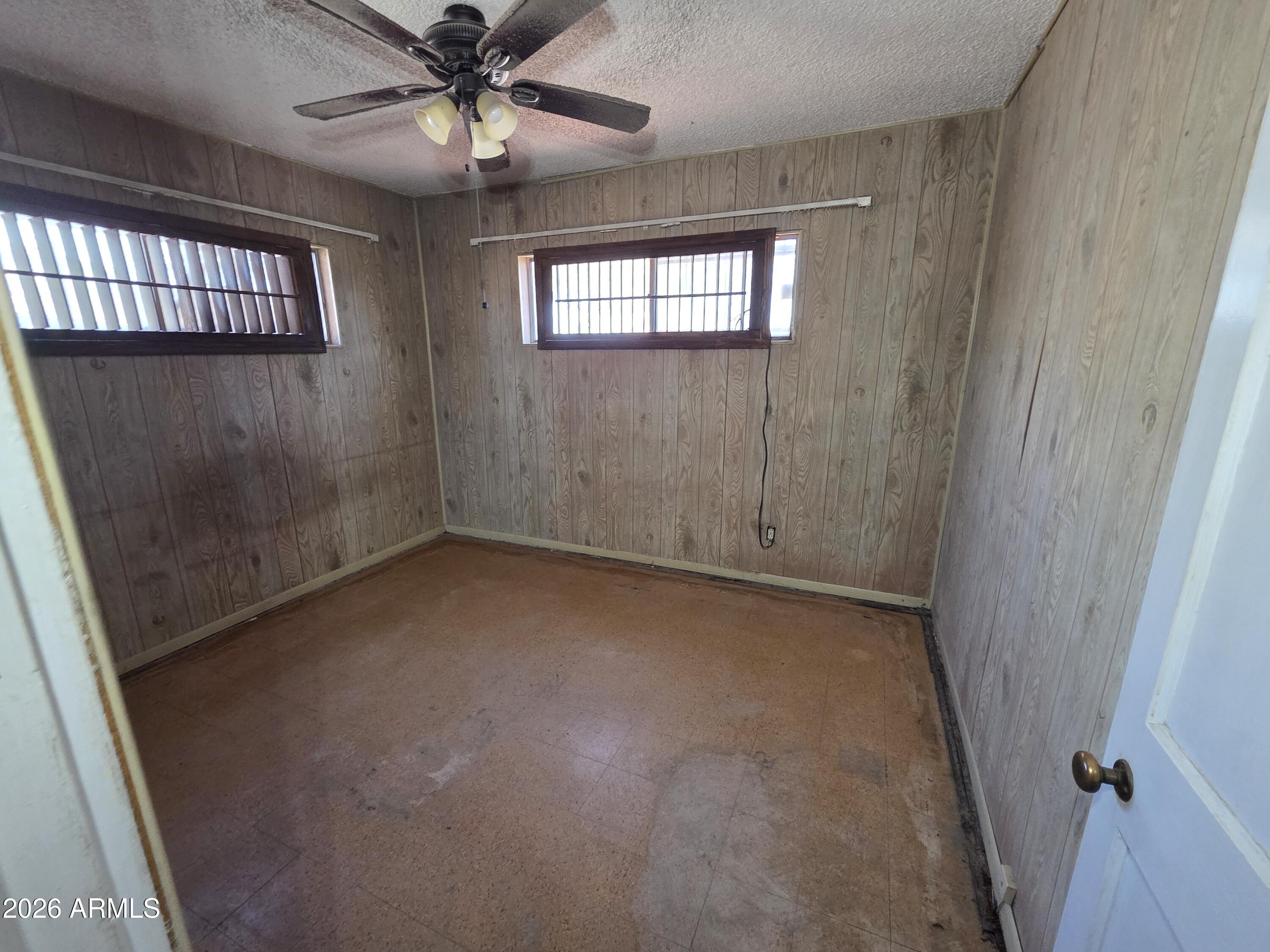 3237 W PIERCE Street