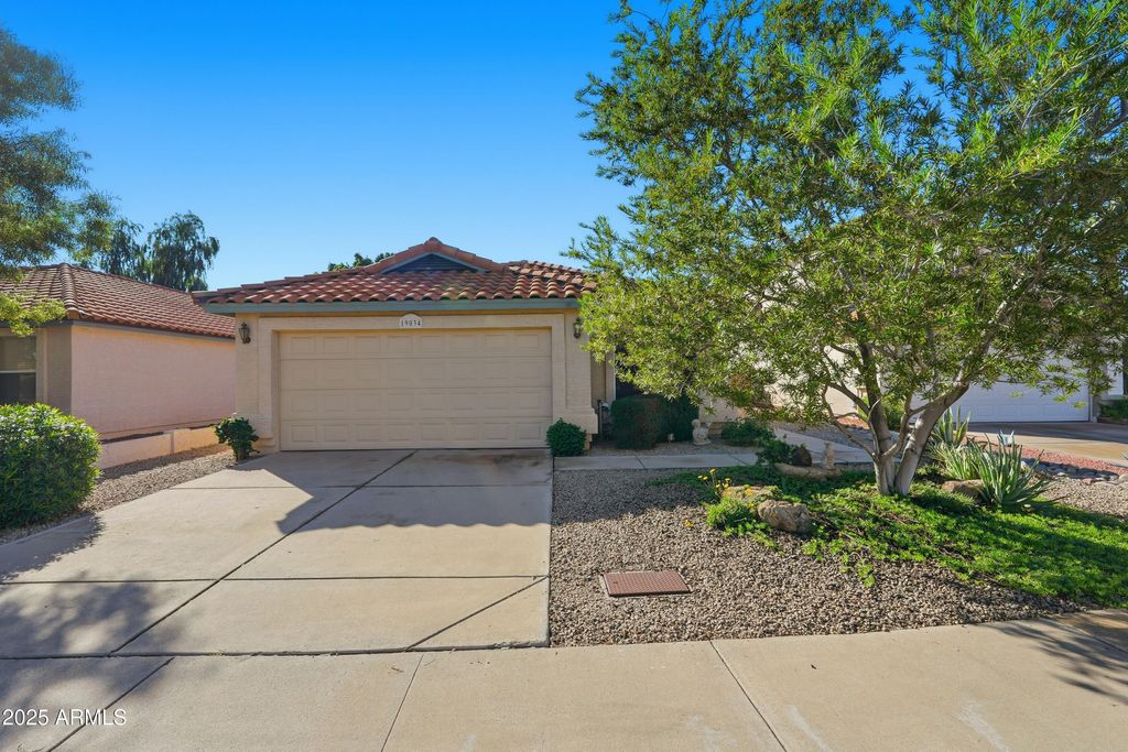 Photo of 19034 N 76th Avenue, Glendale, AZ 85308 (MLS # 6951683)