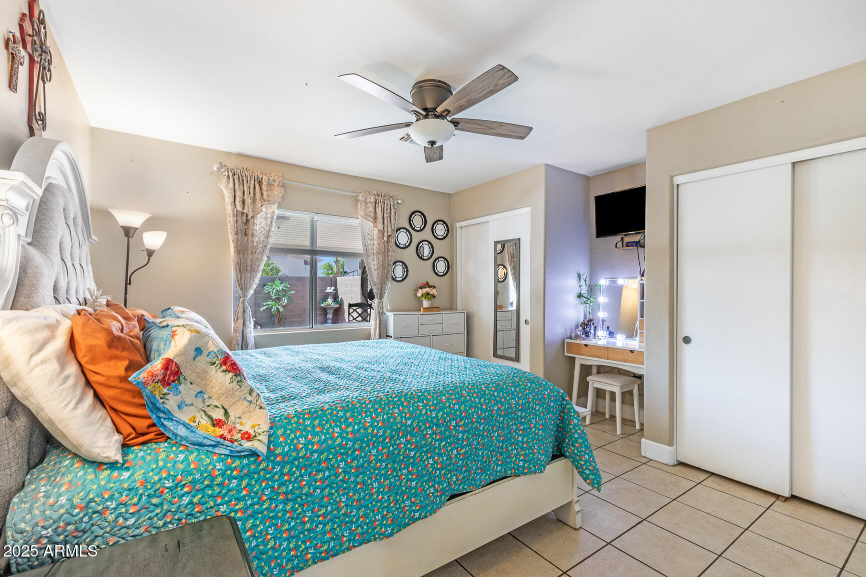 11239 W DEVONSHIRE Avenue