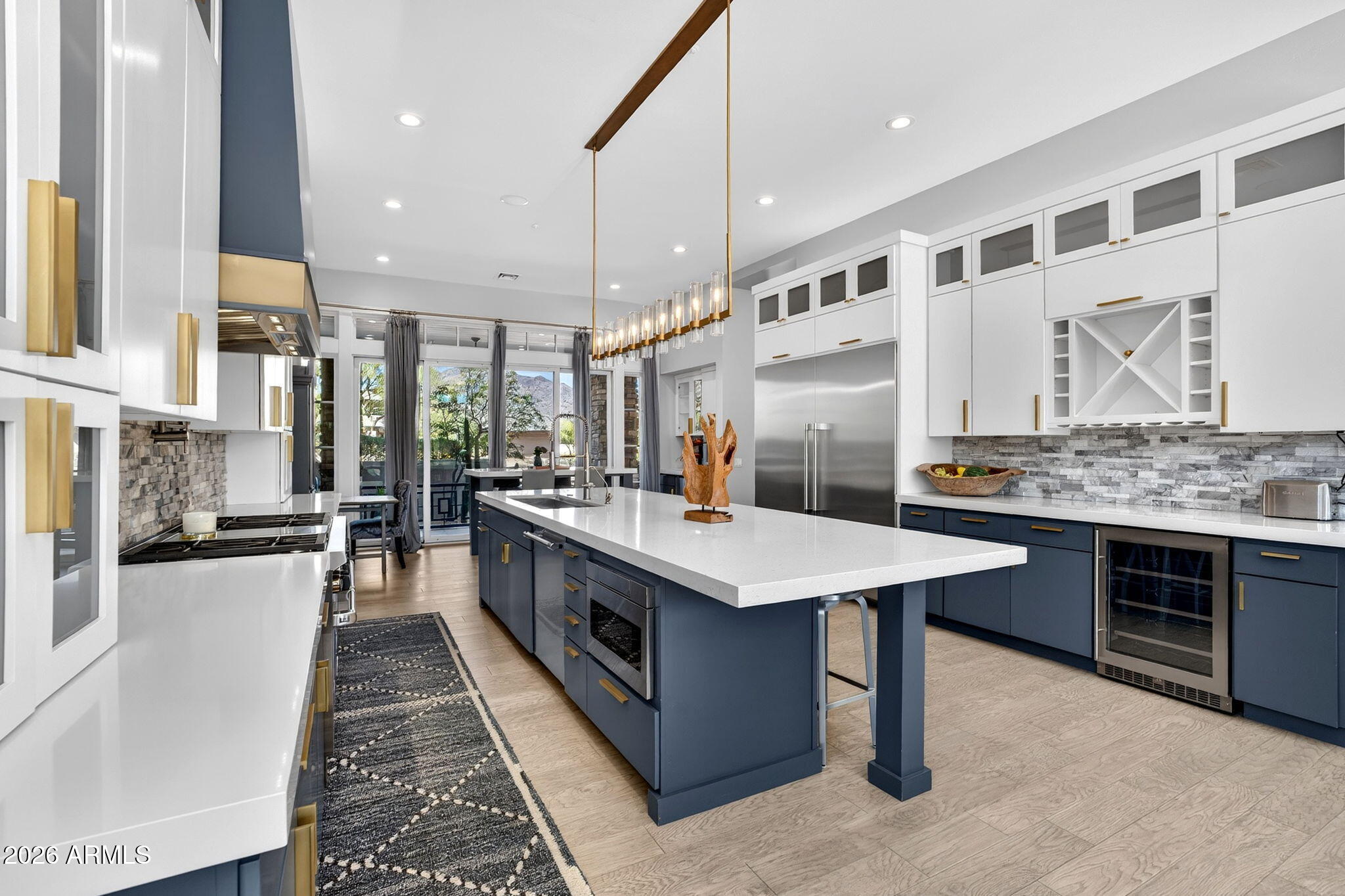 9810 E THOMPSON PEAK Parkway 807