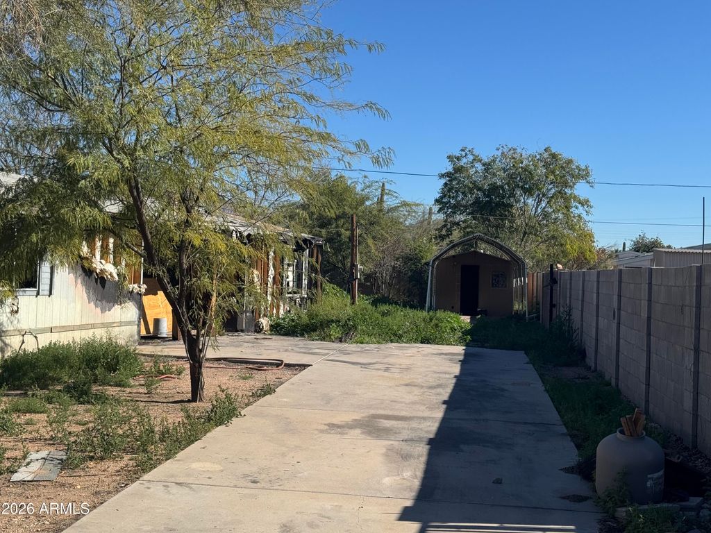 Photo of 847 S Warner Drive, Apache Junction, AZ 85120 (MLS # 6977291)