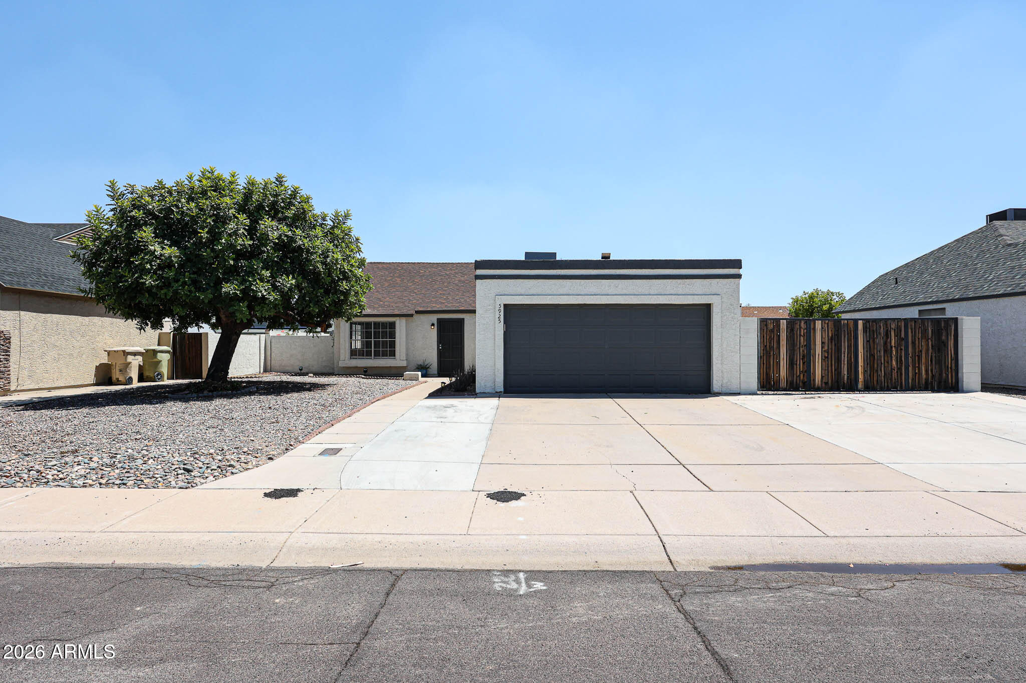 5925 W CROCUS Drive