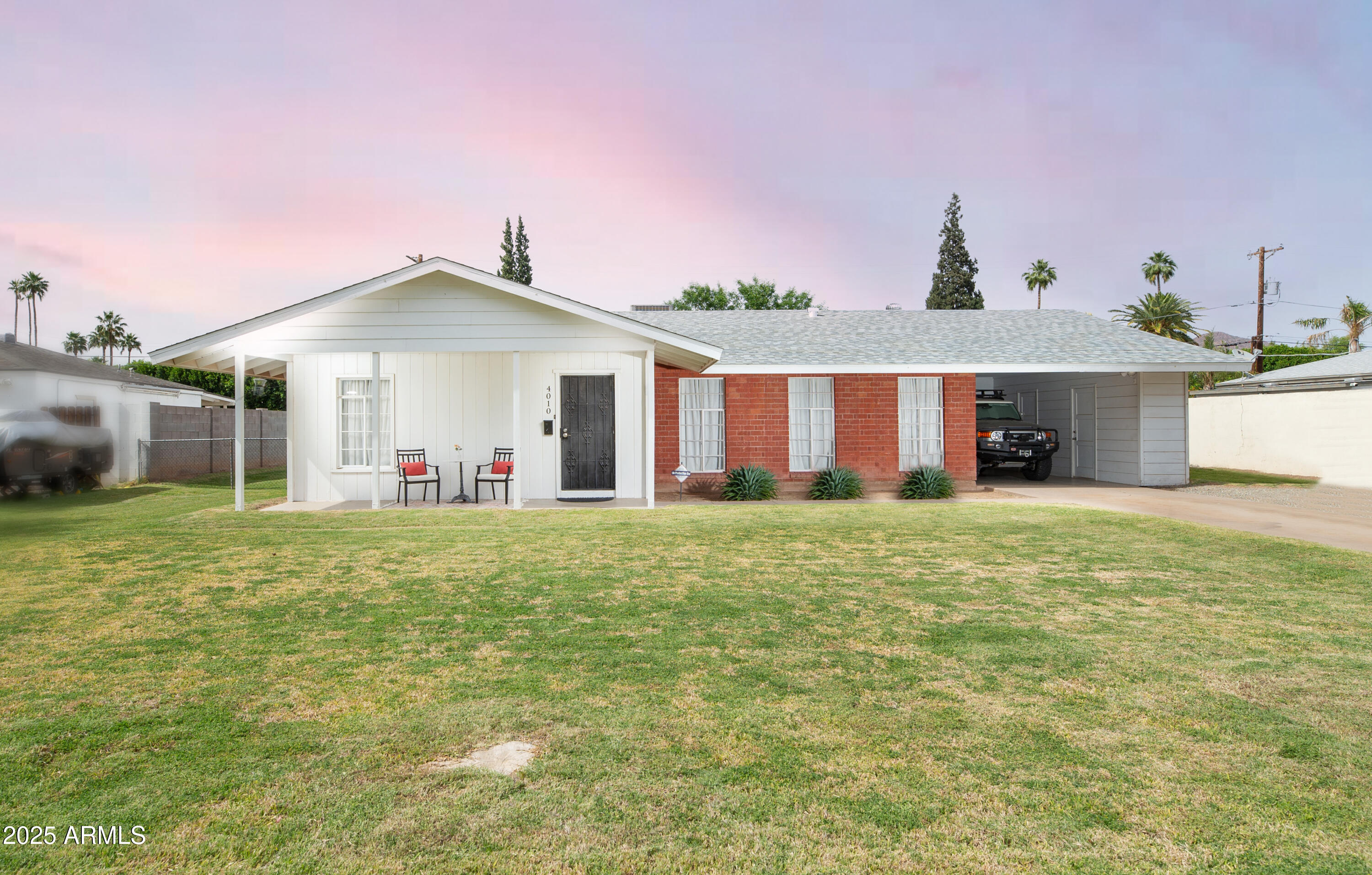 4010 E Catalina Drive