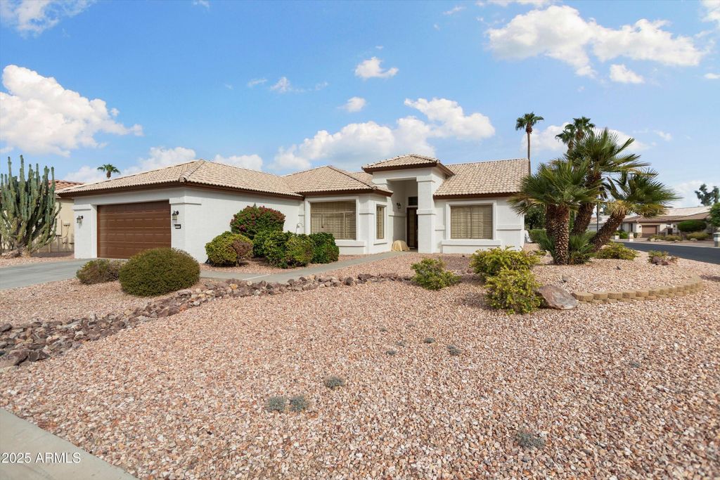 Photo of 15773 W La Reata Avenue, Goodyear, AZ 85395 (MLS # 6921996)