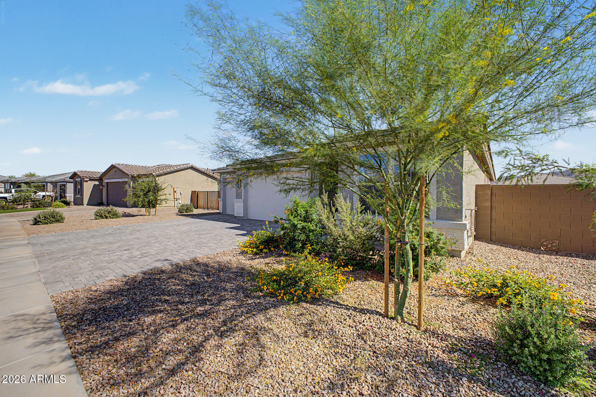 2069 E BROOKLYN Drive