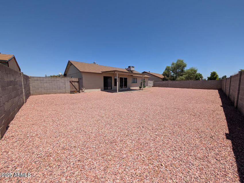 8933 W MOUNTAIN VIEW Road