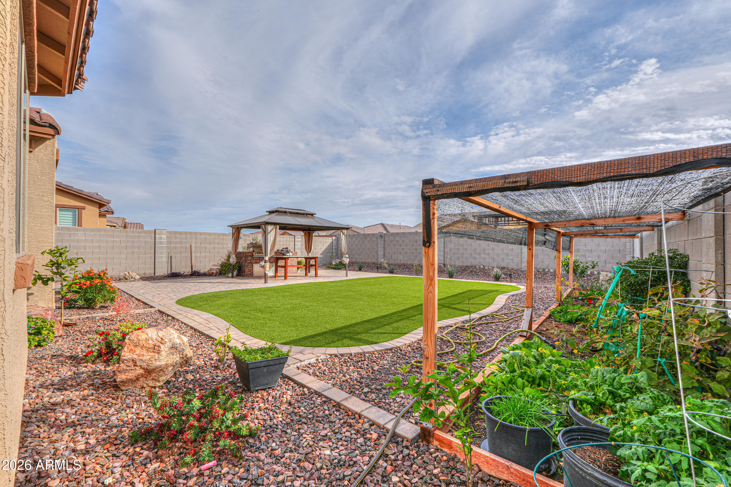 40955 W HALEY Drive