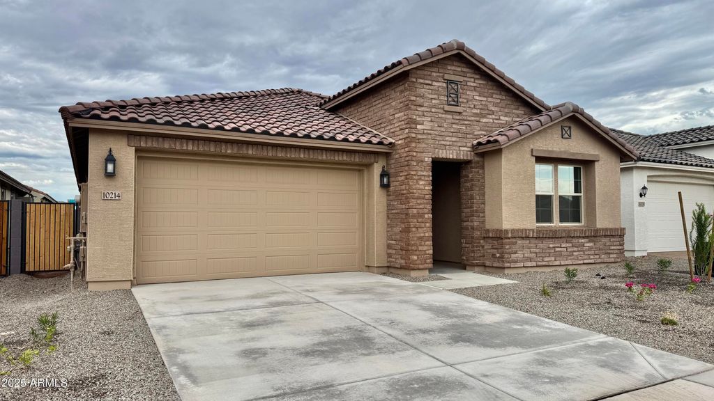 Photo of 10214 W Indianola Avenue, Avondale, AZ 85392 (MLS # 6915993)