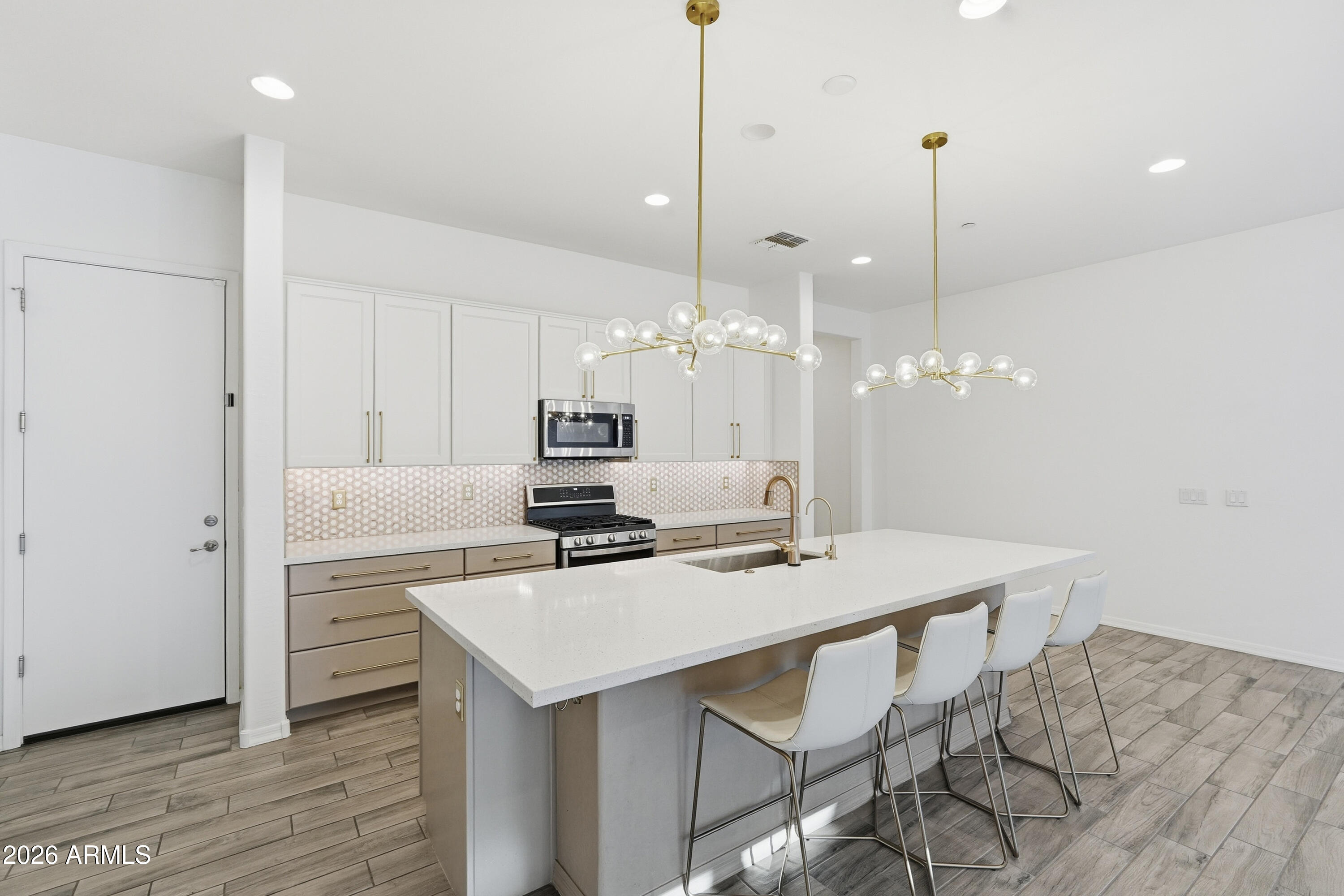 1973 W KINFIELD Trail