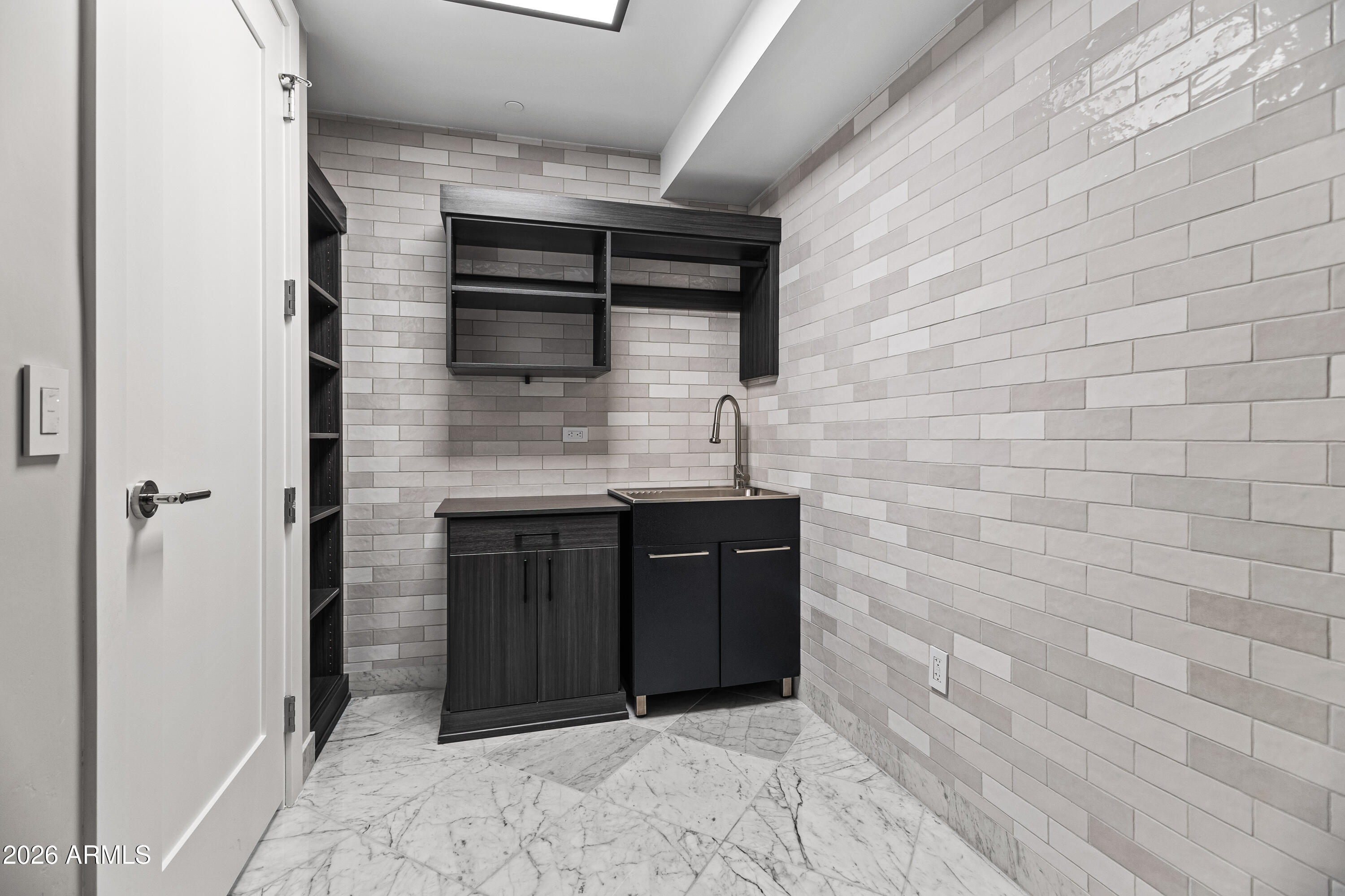 BRIDGEVIEW AT HAYDEN FERRY LAKESIDE CONDOMINIUM AM - Residential