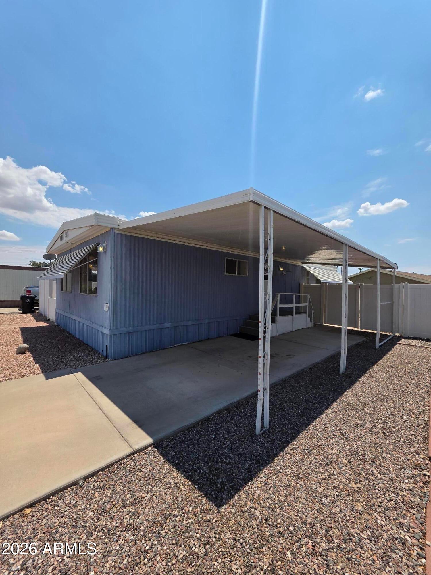 201 S Greenfield RD -- 190