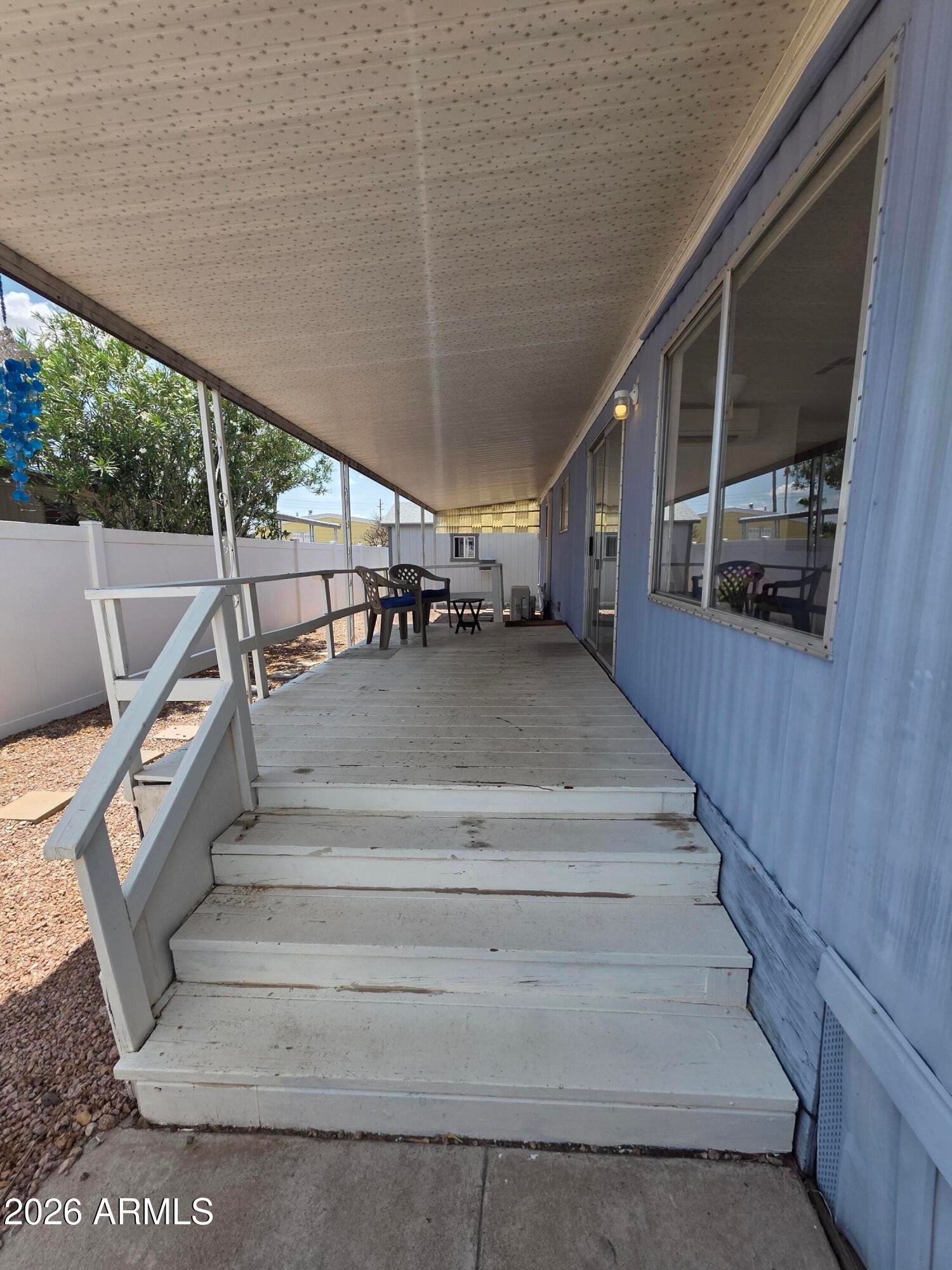 201 S Greenfield RD -- 190