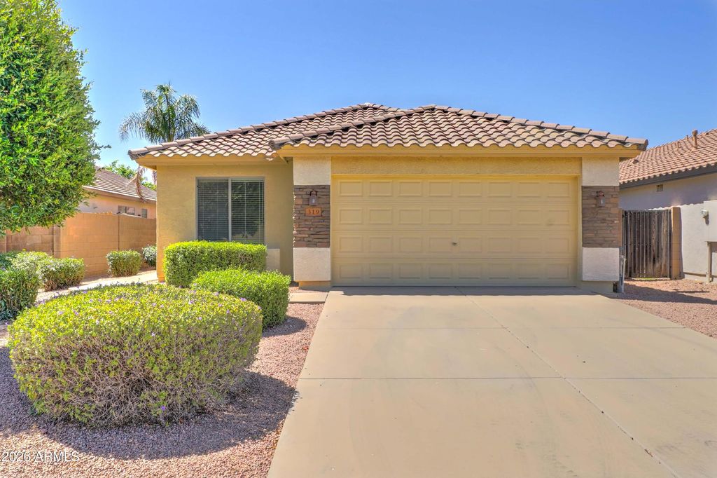 Photo of 319 W Holstein Trail, San Tan Valley, AZ 85143 (MLS # 7034409)