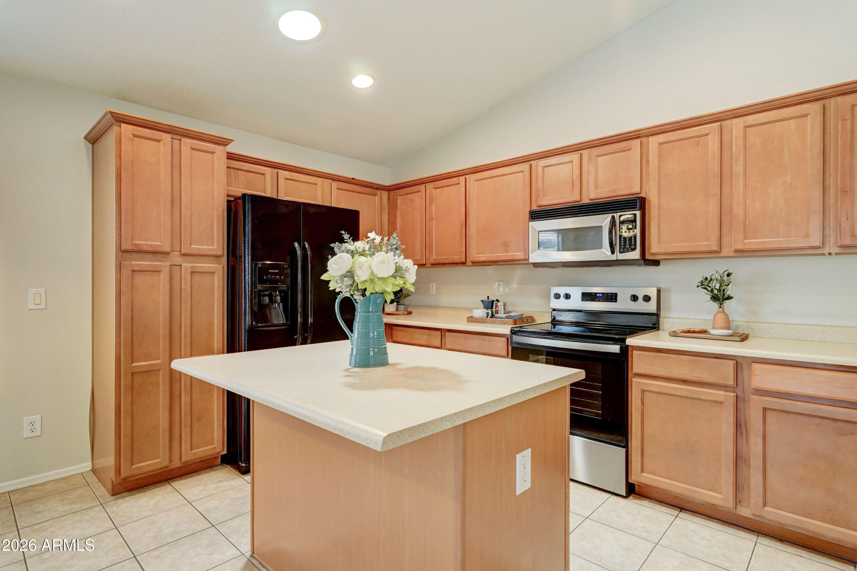 319 W Holstein Trail