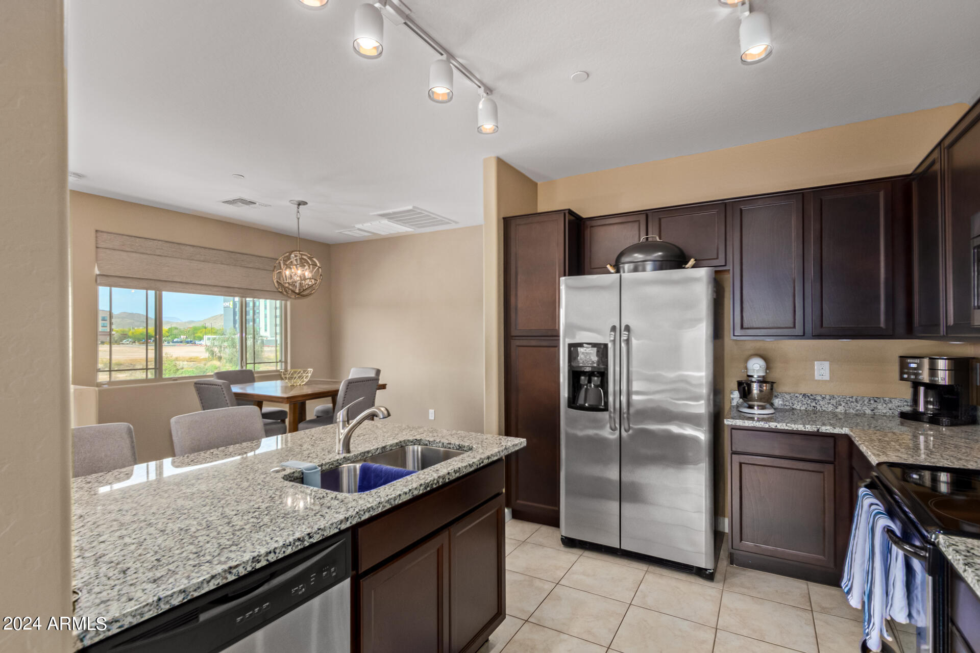 2150 W ALAMEDA Road 1182